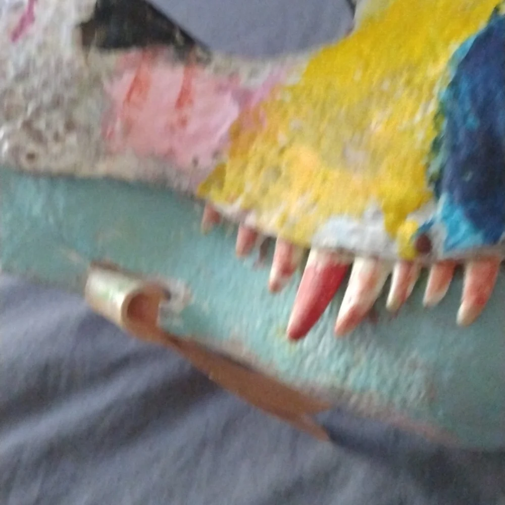 Pansexual dinomask (trading)